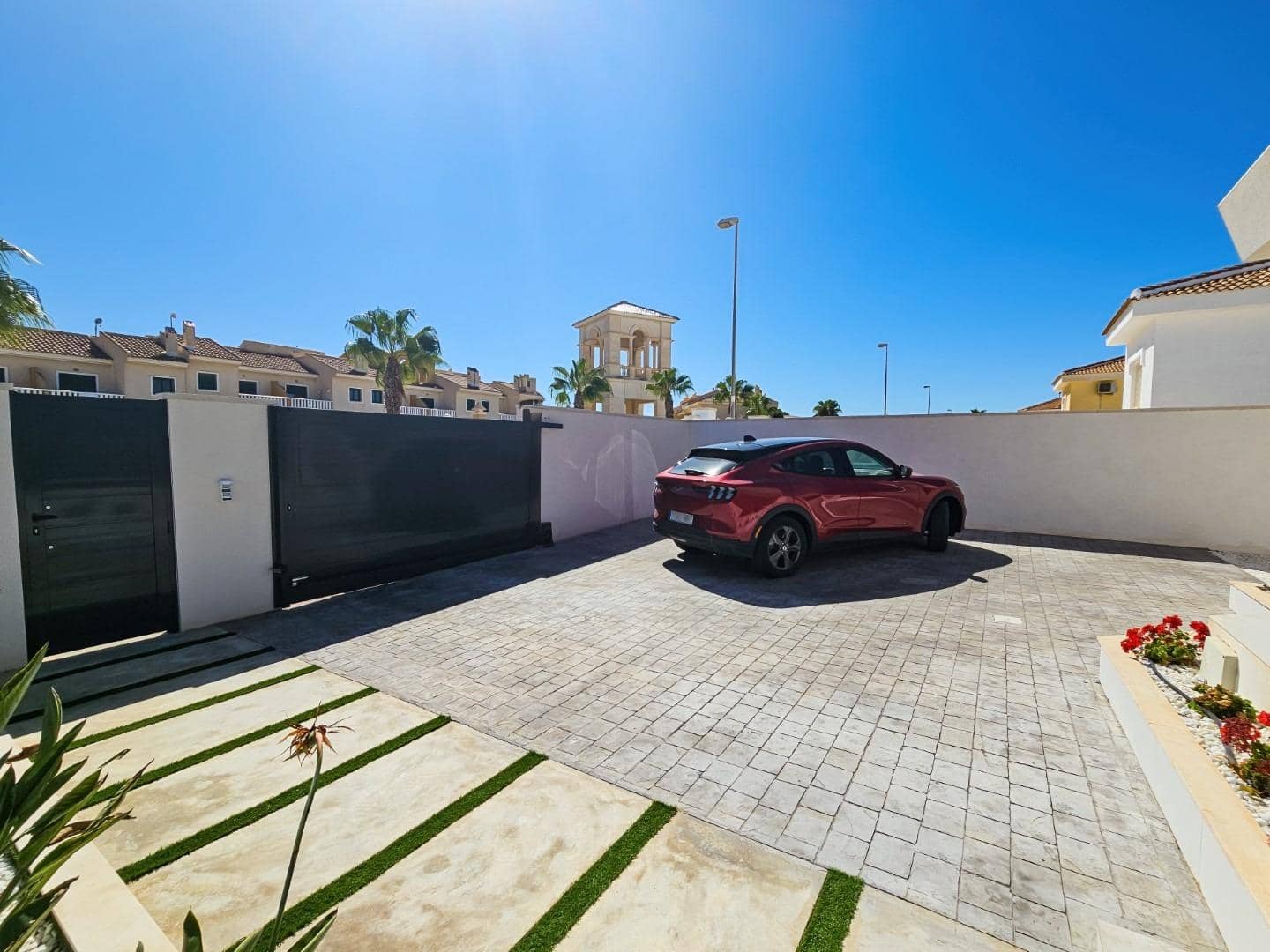 3 chambre Villa/Maison à vendre à Dona Pepa avec piscine - 460 000 € (Ref: 9587194)