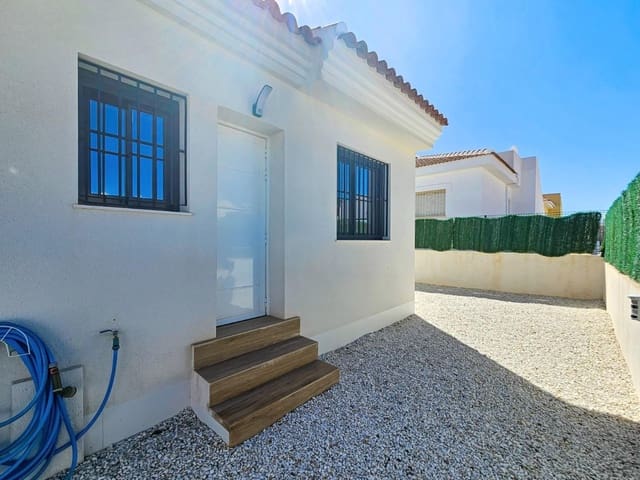 3 chambre Villa/Maison à vendre à Doña Pepa, Rojales avec piscine - 460 000 € (Ref: 9587194)