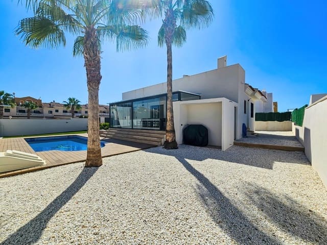 3 chambre Villa/Maison à vendre à Doña Pepa, Rojales avec piscine - 460 000 € (Ref: 9587194)