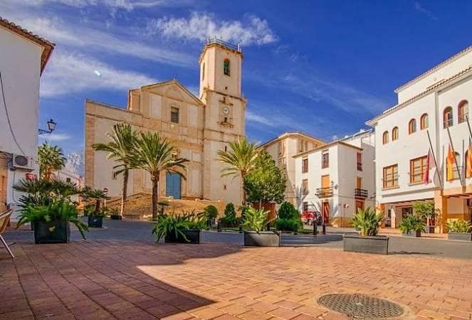 4 chambre Villa/Maison Mitoyenne à vendre à La Nucia avec piscine - 457 000 € (Ref: 9587197)