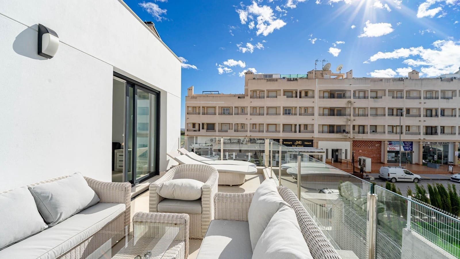 Chalet de 3 habitaciones en Orihuela en venta con piscina - 520.000 € (Ref: 9596393)