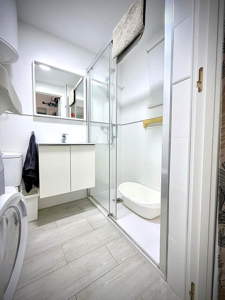 Studio for sale in Campoamor with pool - € 114,900 (Ref: 9608255)