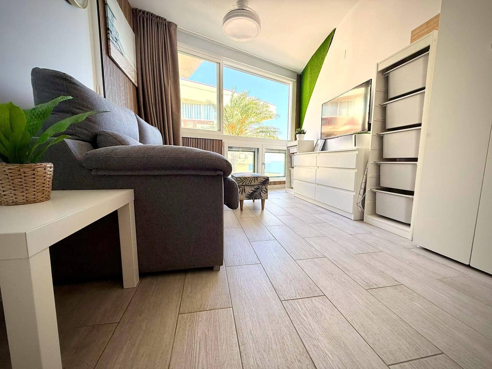 Studio for sale in Campoamor with pool - € 114,900 (Ref: 9608255)