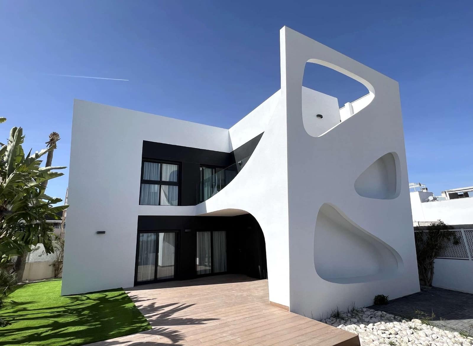 3 slaapkamer Villa te koop in Ciudad Quesada met zwembad - € 770.000 (Ref: 9934645)