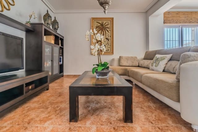 5 chambre Villa/Maison à vendre à La Manga del Mar Menor avec garage - 949 899 € (Ref: 9934649)