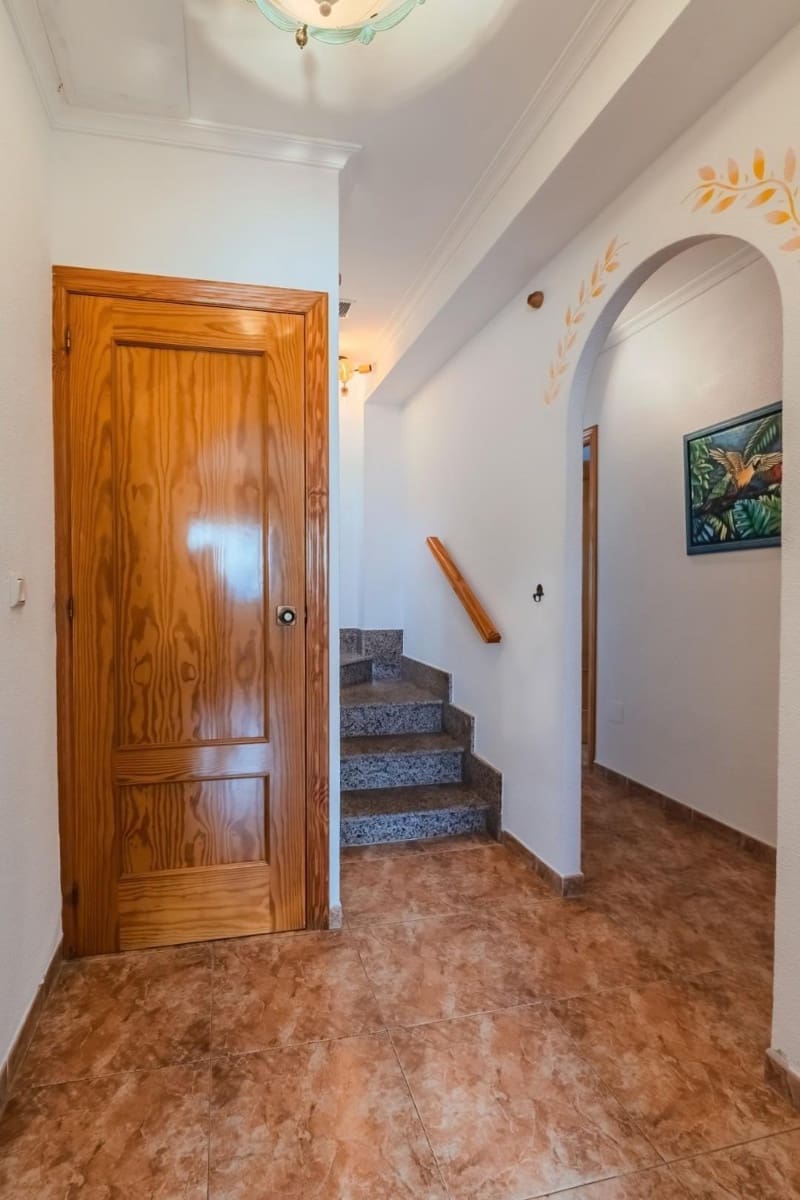 5 chambre Villa/Maison à vendre à La Manga del Mar Menor avec garage - 949 899 € (Ref: 9934649)