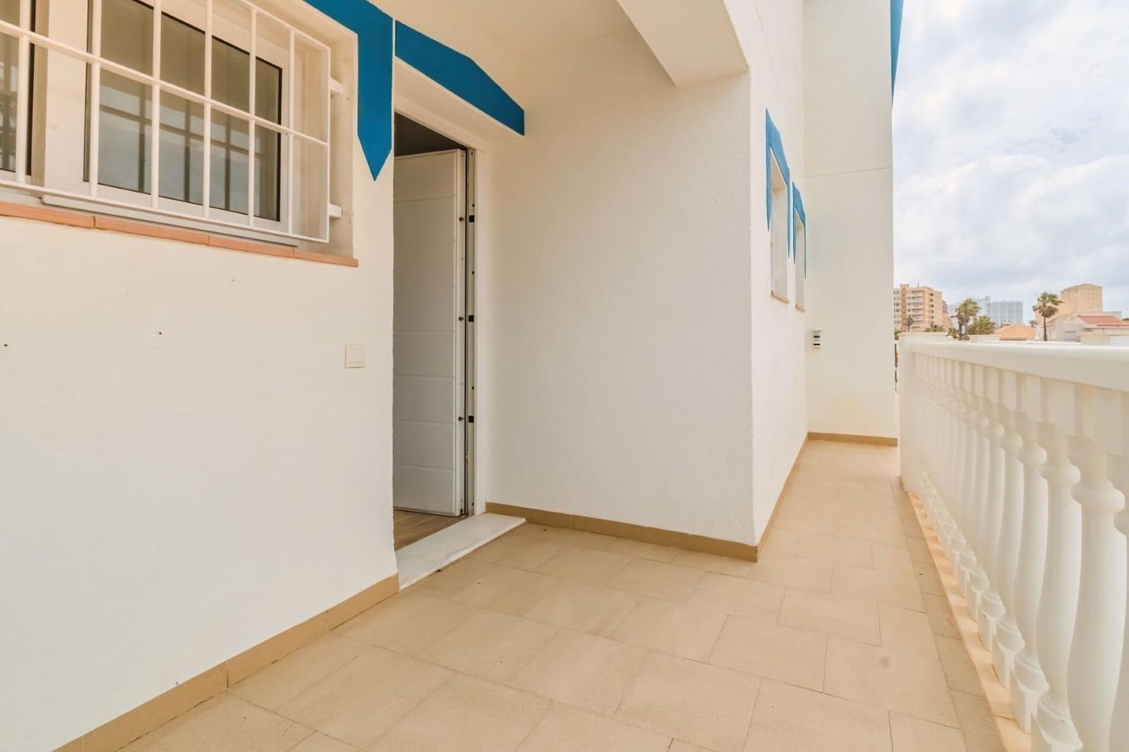5 chambre Villa/Maison à vendre à La Manga del Mar Menor avec garage - 949 899 € (Ref: 9934649)