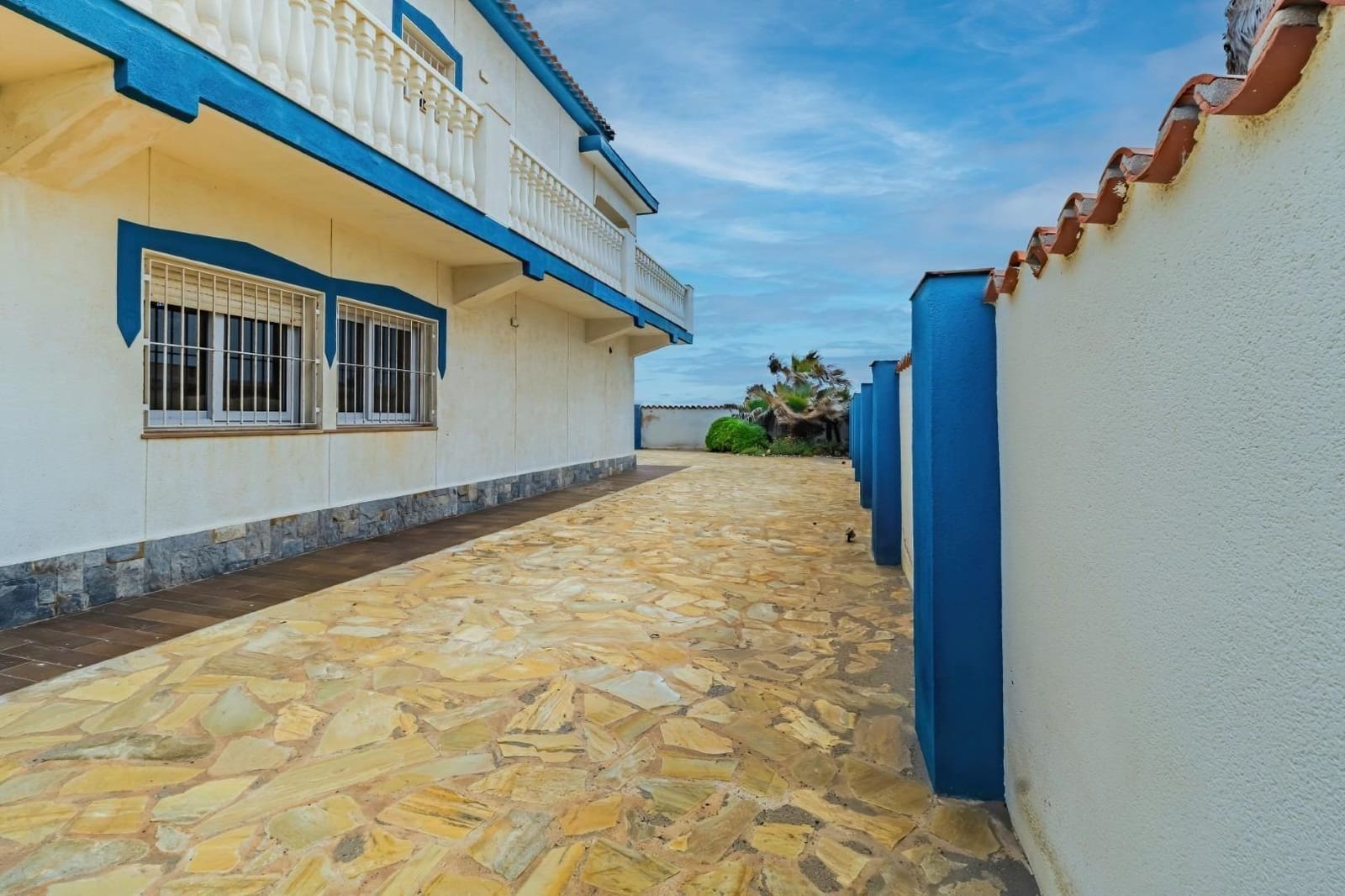 5 chambre Villa/Maison à vendre à La Manga del Mar Menor avec garage - 949 899 € (Ref: 9934649)