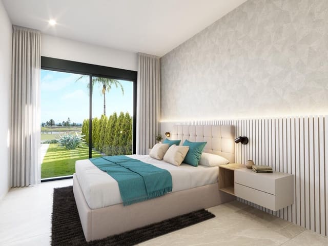 3 soveværelse Villa til salg i Los Alcázares med swimmingpool - € 550.000 (Ref: 9934662)