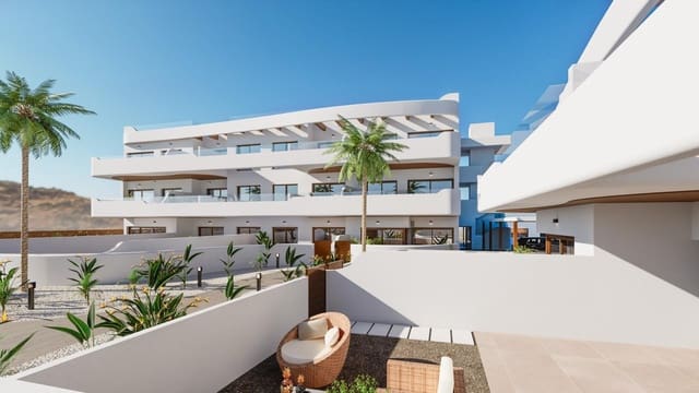3 soveværelse Villa til salg i Los Alcázares med swimmingpool - € 539.900 (Ref: 9934753)