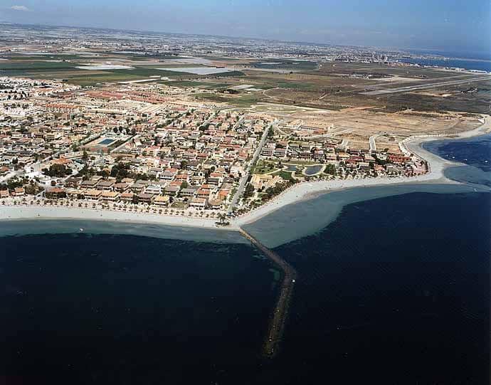3 sovrum Villa till salu i Los Alcazares med pool - 544 841 € (Ref: 9948119)