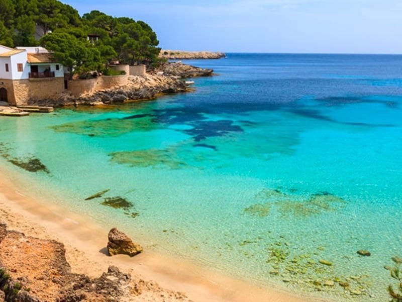 3 soverom Villa til salgs i Cala Ratjada med svømmebasseng - € 970 000 (Ref: 9948130)
