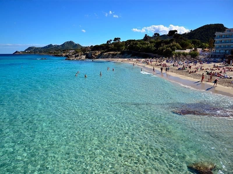 3 soverom Villa til salgs i Cala Ratjada med svømmebasseng - € 970 000 (Ref: 9948130)