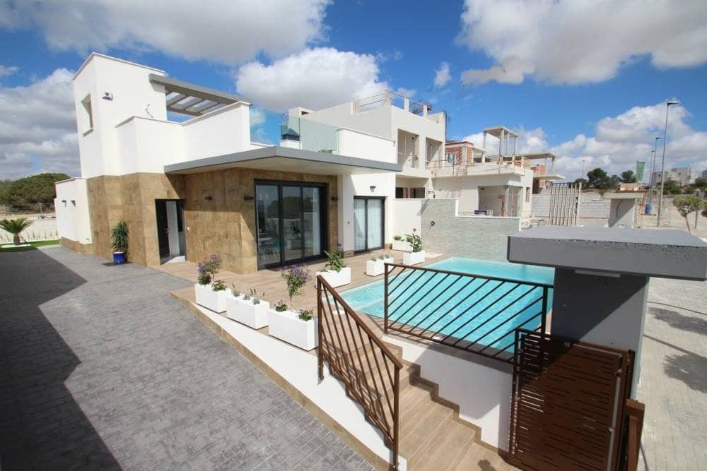 3 soverom Villa til salgs i San Miguel de Salinas med svømmebasseng - € 630 000 (Ref: 9948133)