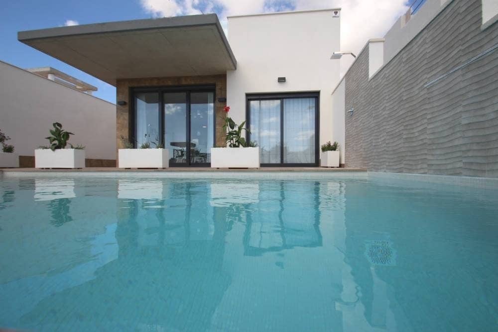 3 soverom Villa til salgs i San Miguel de Salinas med svømmebasseng - € 630 000 (Ref: 9948133)