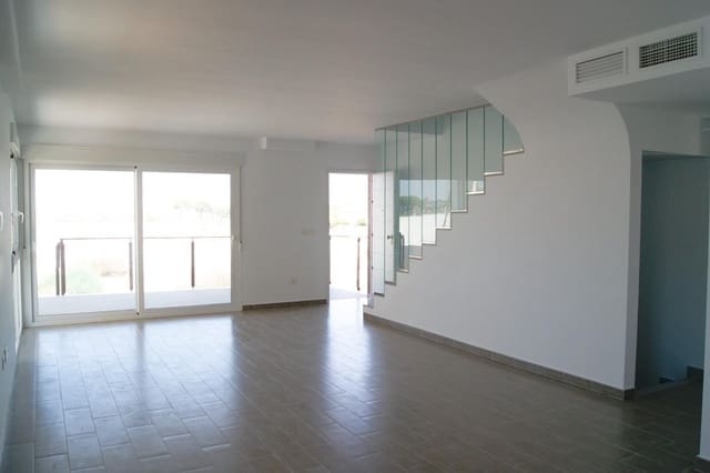 4 soveværelse Villa til salg i Gran Alacant, Santa Pola med swimmingpool - € 542.000 (Ref: 9948152)