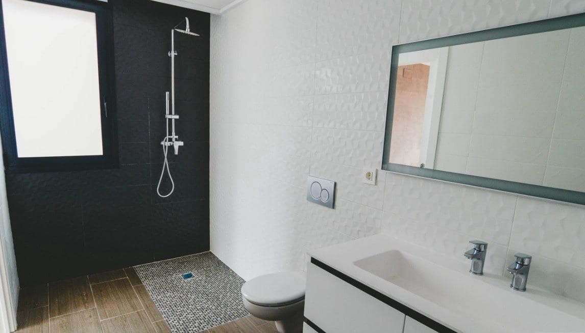 4 Zimmer Villa zu verkaufen in Gran Alacant mit Pool - 575.000 € (Ref: 9948153)