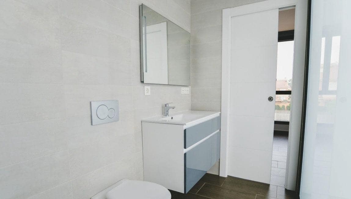 4 Zimmer Villa zu verkaufen in Gran Alacant mit Pool - 575.000 € (Ref: 9948153)