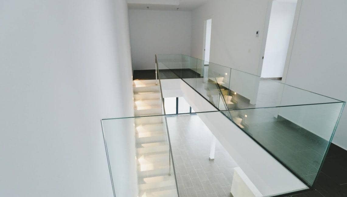 4 Zimmer Villa zu verkaufen in Gran Alacant mit Pool - 575.000 € (Ref: 9948153)