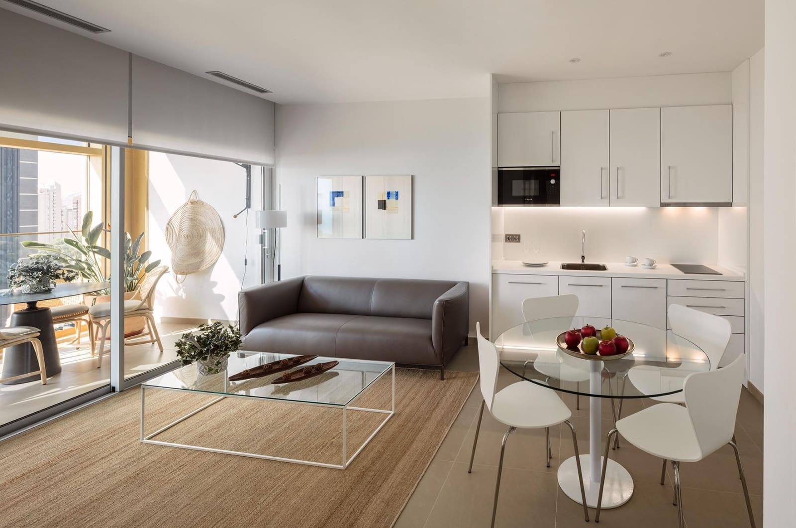 3 sypialnia Apartament na sprzedaż w Benidorm z basenem - 885 000 € (Ref: 9948181)