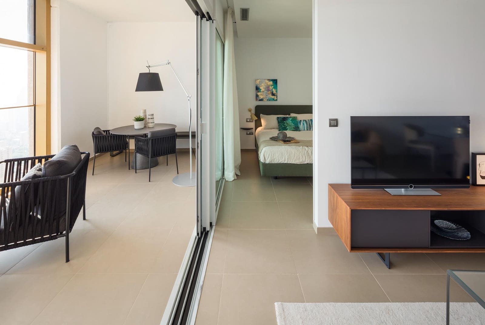 3 sypialnia Apartament na sprzedaż w Benidorm z basenem - 885 000 € (Ref: 9948181)
