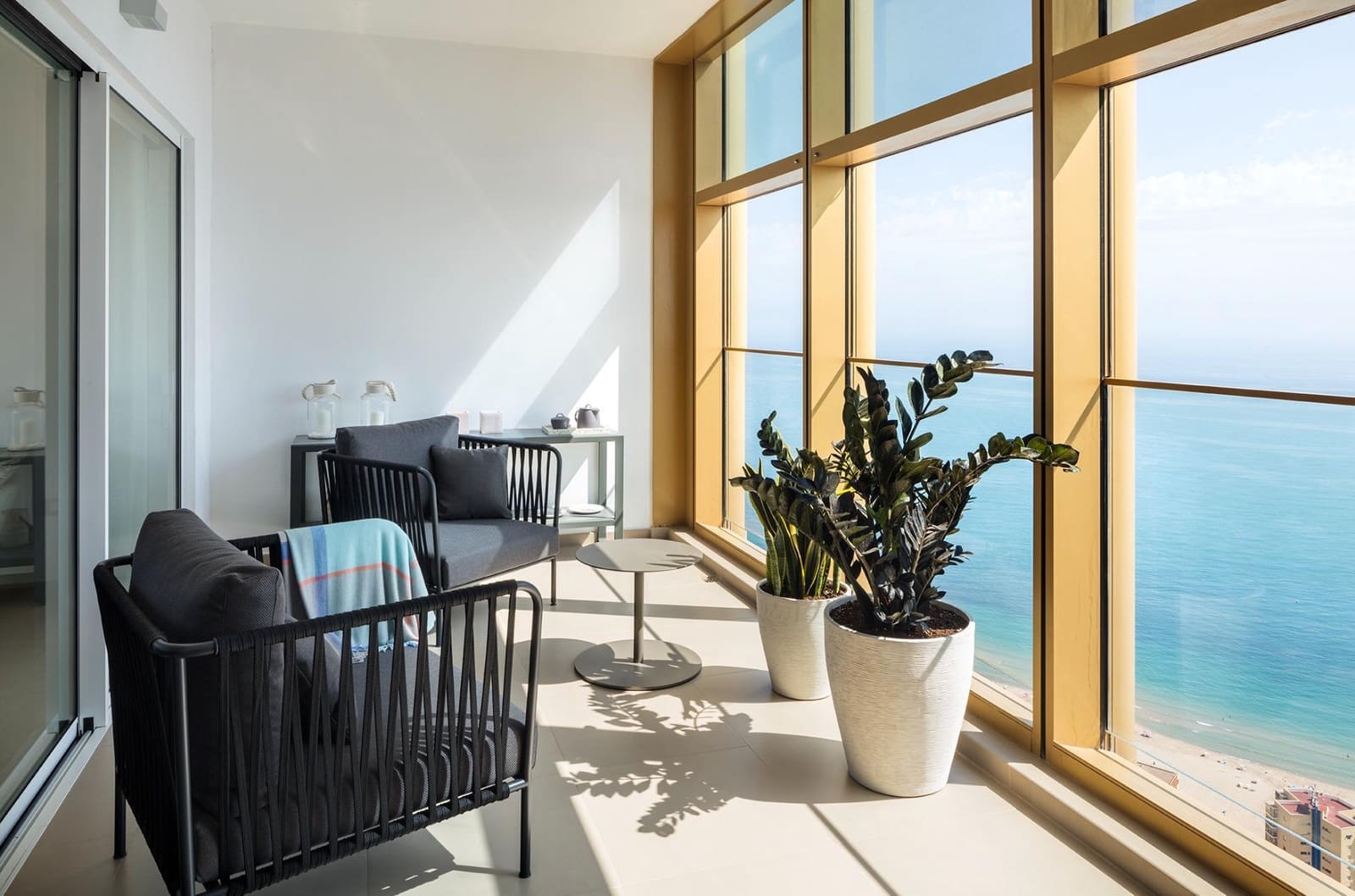 3 sypialnia Apartament na sprzedaż w Benidorm z basenem - 885 000 € (Ref: 9948181)