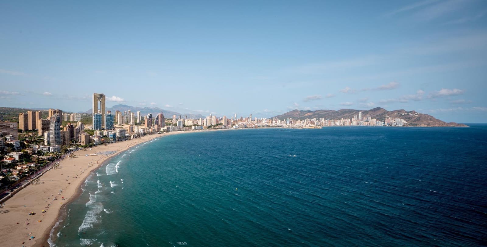 3 sypialnia Apartament na sprzedaż w Benidorm z basenem - 885 000 € (Ref: 9948181)