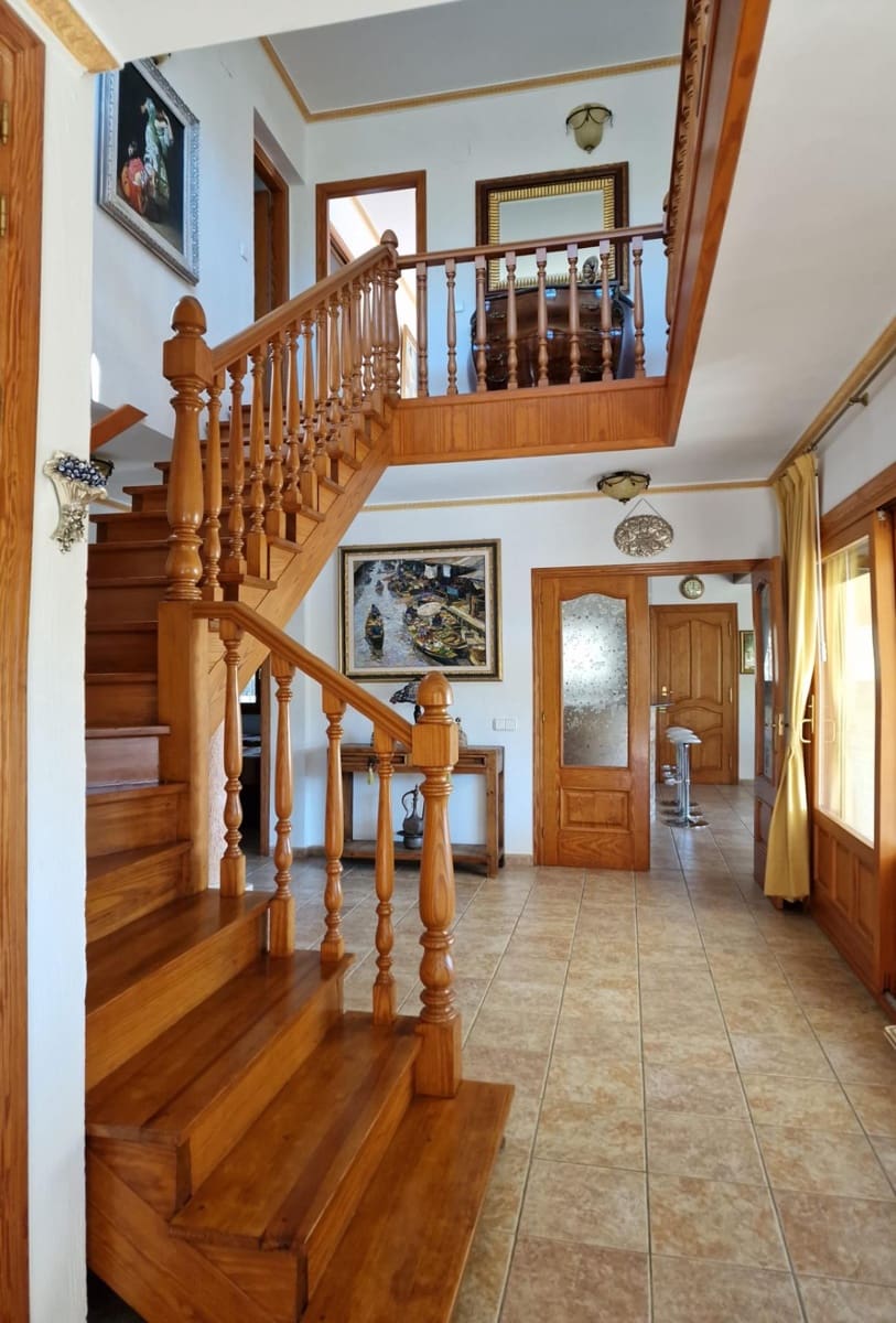5 chambre Villa/Maison à vendre à Calpe / Calp avec piscine garage - 1 160 000 € (Ref: 9948204)