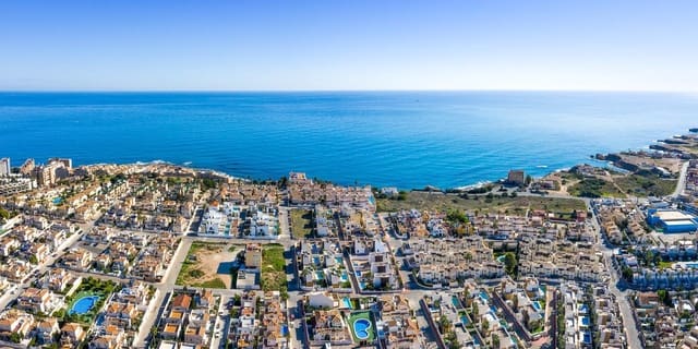 4 soverom Villa til salgs i Torreblanca, Torrevieja med svømmebasseng - € 750 000 (Ref: 9948221)