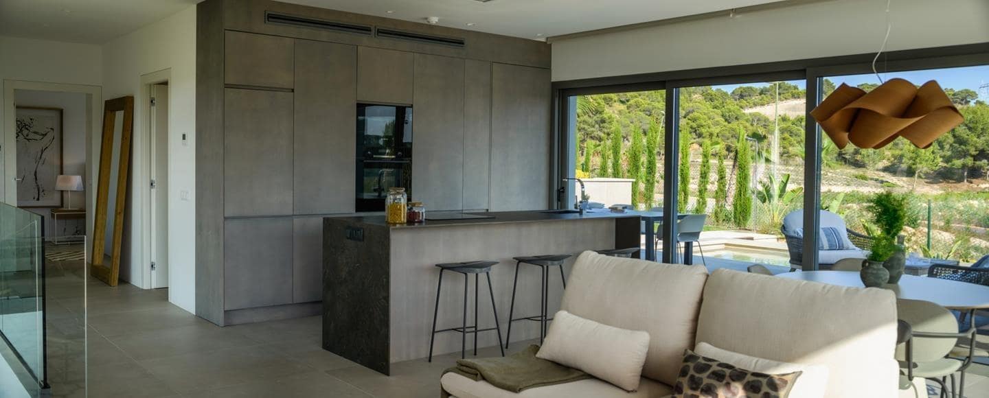 3 makuuhuone Huvila myytävänä paikassa Las Colinas Golf mukana uima-altaan - 985 000 € (Ref: 9948228)