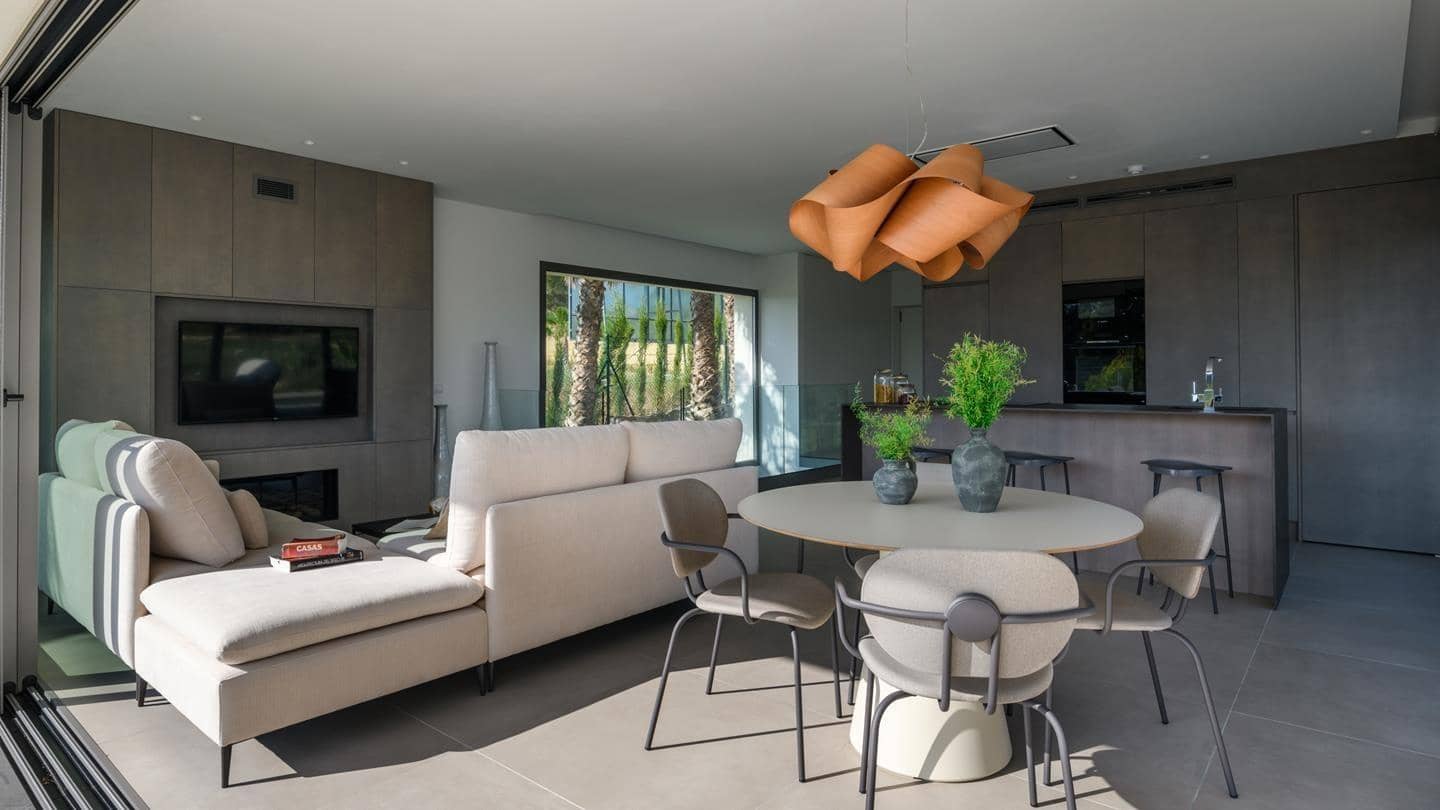 3 makuuhuone Huvila myytävänä paikassa Las Colinas Golf mukana uima-altaan - 985 000 € (Ref: 9948228)