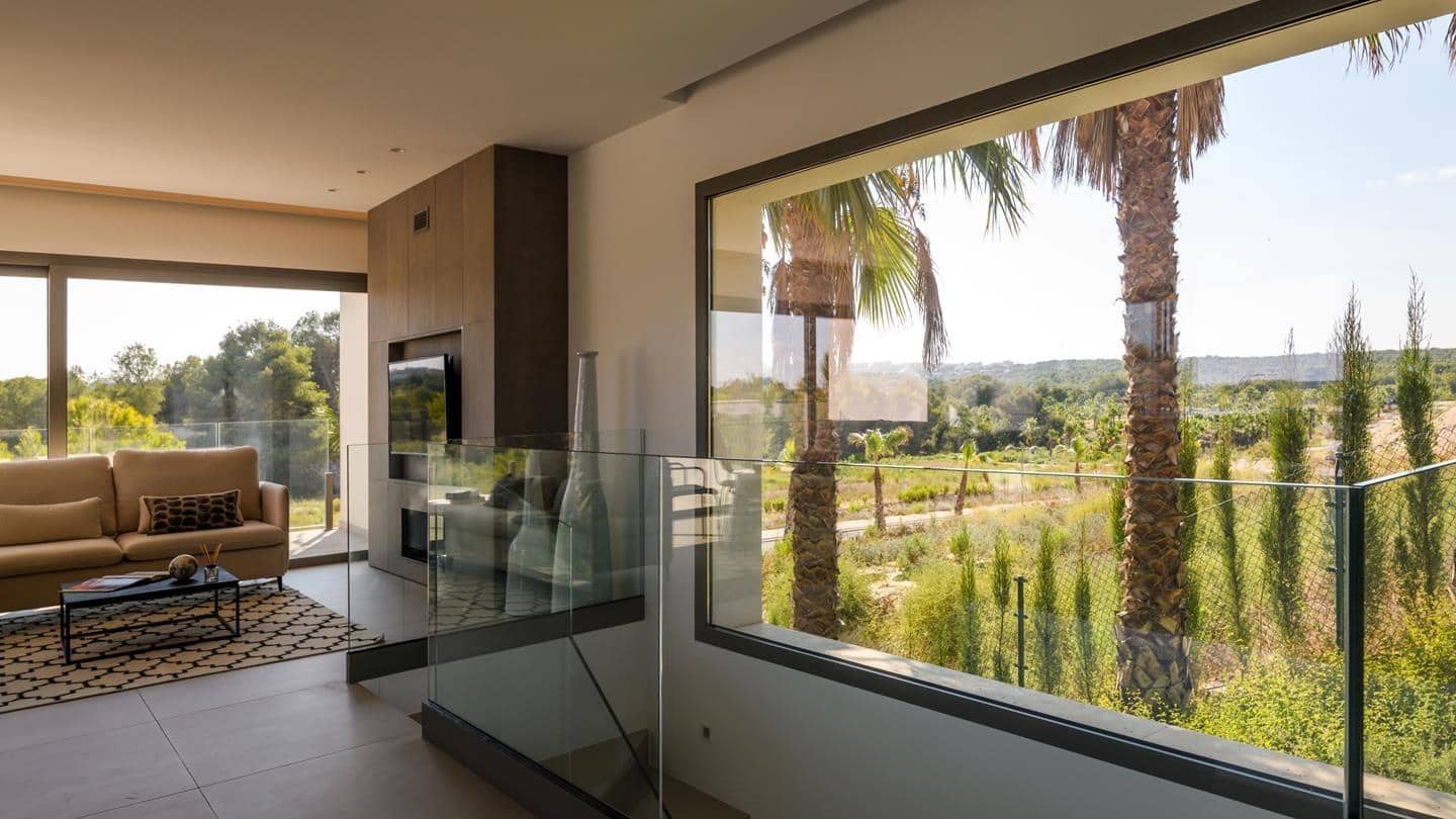 3 makuuhuone Huvila myytävänä paikassa Las Colinas Golf mukana uima-altaan - 985 000 € (Ref: 9948228)