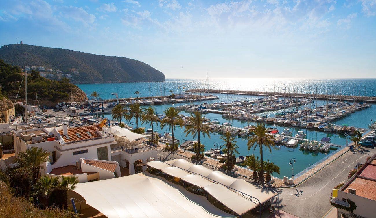 6 slaapkamer Villa te koop in Moraira met zwembad - € 2.175.000 (Ref: 9948230)