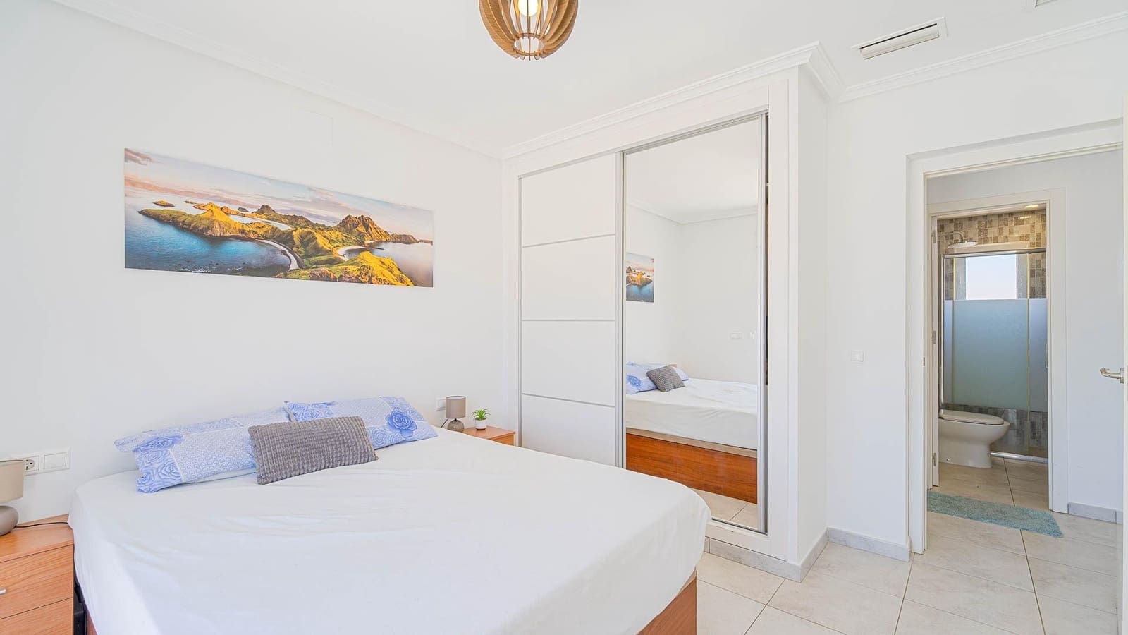 4 makuuhuone Huvila myytävänä paikassa Torrevieja mukana uima-altaan - 650 000 € (Ref: 9994414)