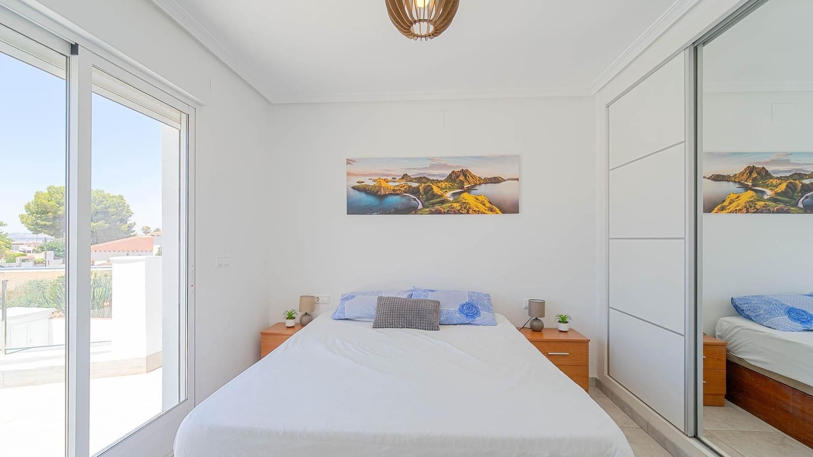 4 makuuhuone Huvila myytävänä paikassa Torrevieja mukana uima-altaan - 650 000 € (Ref: 9994414)