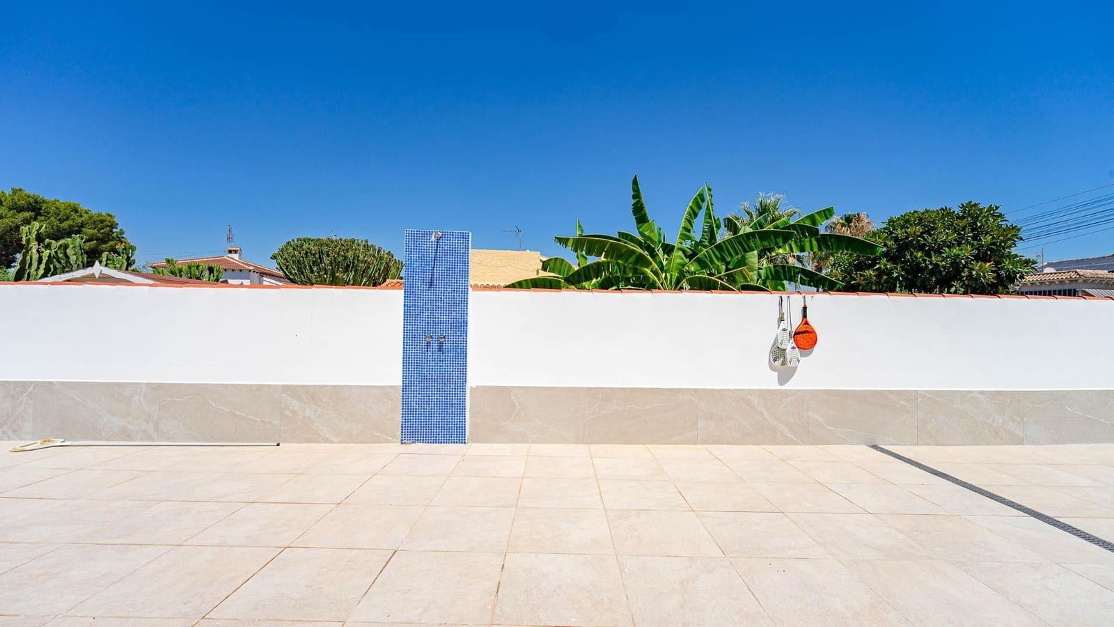 4 makuuhuone Huvila myytävänä paikassa Torrevieja mukana uima-altaan - 650 000 € (Ref: 9994414)