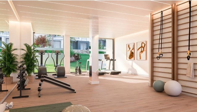 2 bedroom Penthouse for sale in Estepona with pool - € 689,000 (Ref: 7239075)