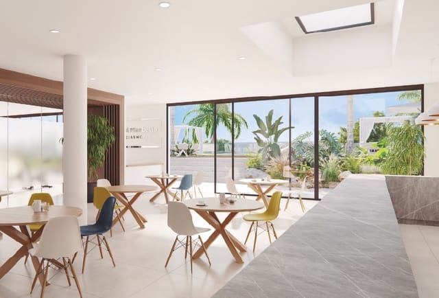 4 sypialnia Apartament na sprzedaż w Marbella z basenem - 1 675 000 € (Ref: 7255914)