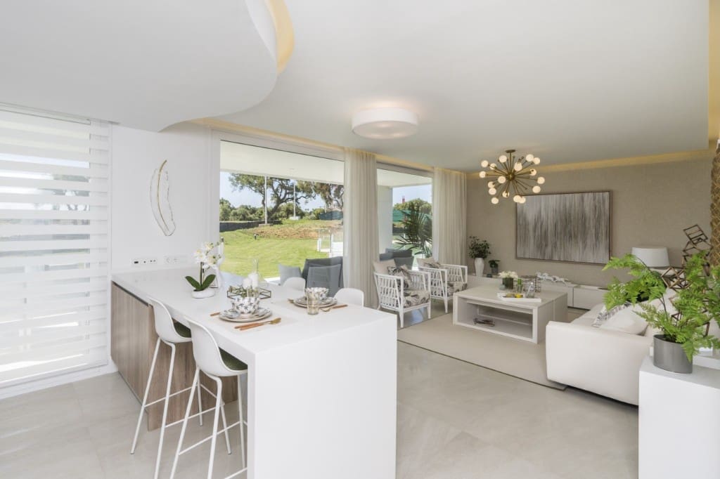 3 chambre Penthouse à vendre à Sotogrande avec piscine - 650 000 € (Ref: 7255922)