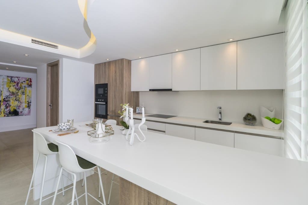 3 chambre Penthouse à vendre à Sotogrande avec piscine - 650 000 € (Ref: 7255922)