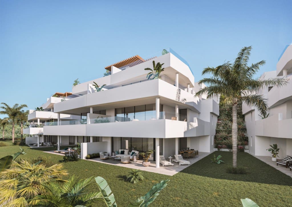 4 bedroom Apartment for sale in Estepona with pool - € 907,535 (Ref: 7292617)