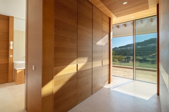 5 chambre Villa/Maison à vendre à Casares avec piscine garage - 6 500 000 € (Ref: 7895997)