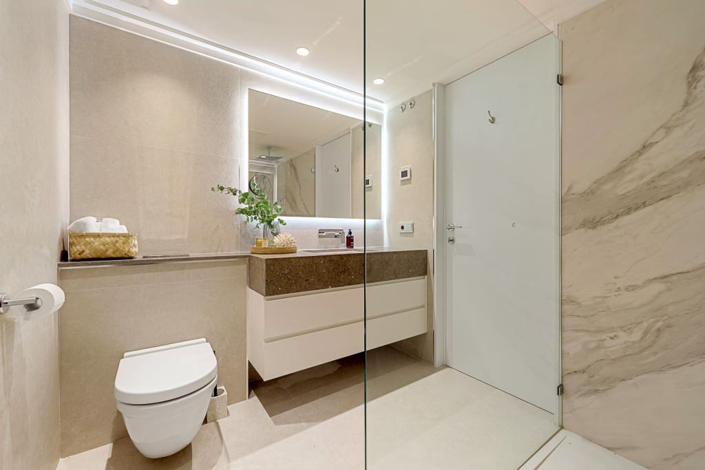 4 sypialnia Dom na sprzedaż w Golden Mile z basenem - 2 550 000 € (Ref: 9368035)