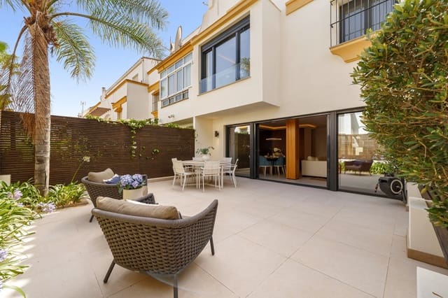 4 sypialnia Dom na sprzedaż w Golden Mile, Marbella z basenem - 2 550 000 € (Ref: 9368035)