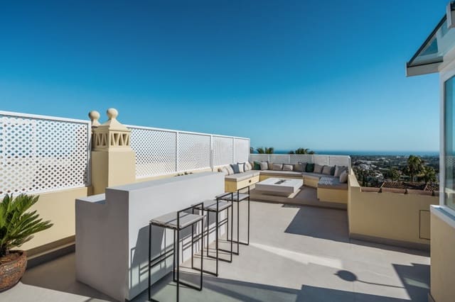 3 chambre Maison de Ville à vendre à Benahavís avec piscine garage - 1 750 000 € (Ref: 9368036)