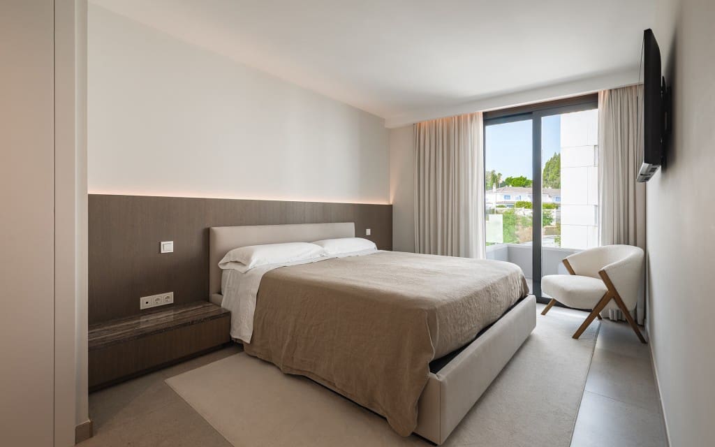 4 sypialnia Penthouse na sprzedaż w San Pedro de Alcantara - 995 000 € (Ref: 9368041)