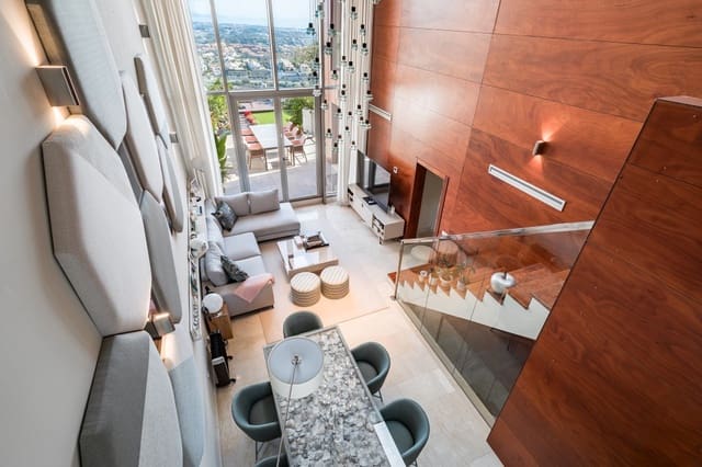 4 makuuhuone Omakotitalo myytävänä paikassa Benahavís mukana uima-altaan 
autotalli - 895 000 € (Ref: 9368043)