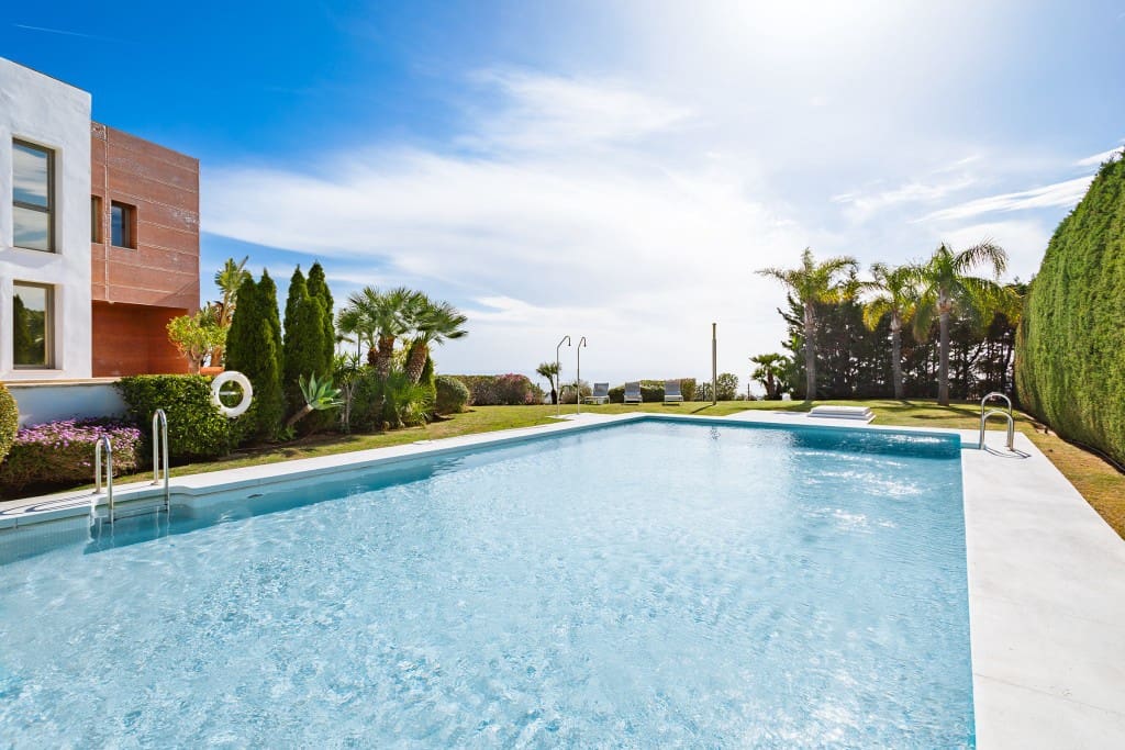 4 sypialnia Dom na sprzedaż w Benahavis z basenem garażem - 895 000 € (Ref: 9368043)