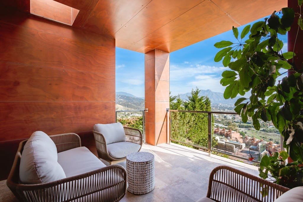 4 sypialnia Dom na sprzedaż w Benahavis z basenem garażem - 895 000 € (Ref: 9368043)