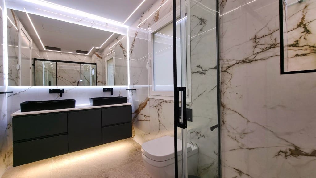 3 chambre Penthouse à vendre à Sotogrande avec piscine - 695 000 € (Ref: 9368044)